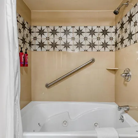 Surestay Hotel By Best Western Camarillo-2